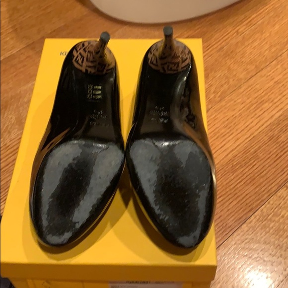 Fendi Decolette Vernice front platform pumps - Picture 2 of 7